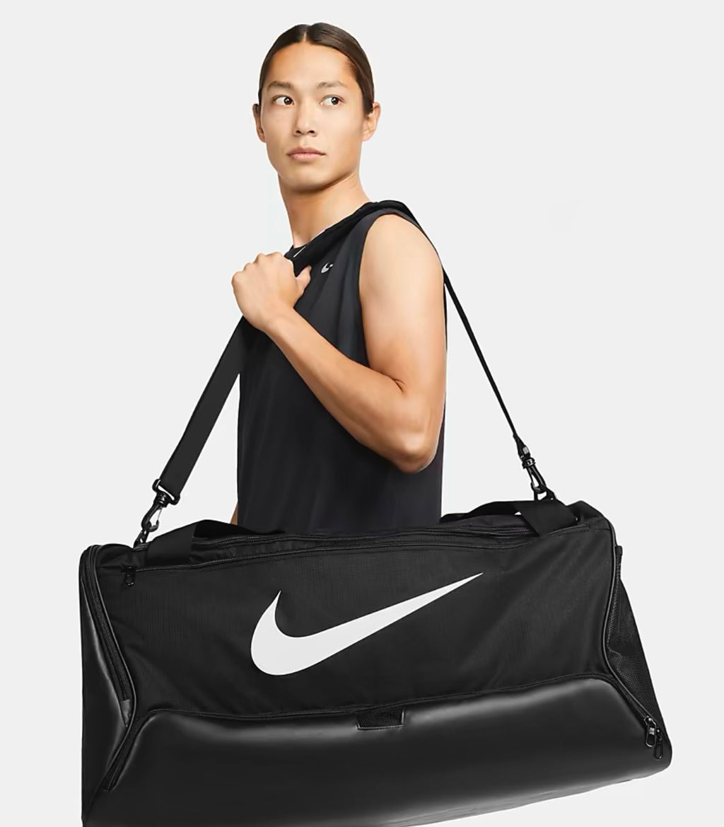 Nike Brasila 9.5 Large Duffle Bag